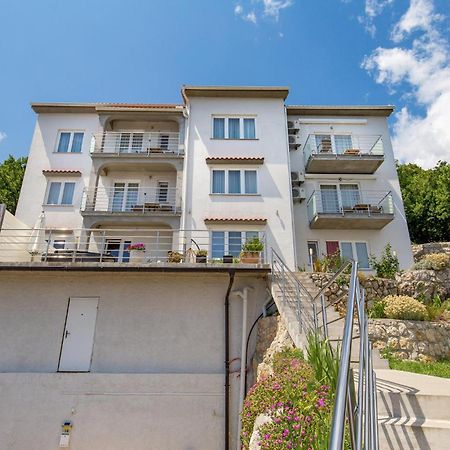 1 Bedroom Gorgeous Apartment In Mošćenička Draga Buitenkant foto